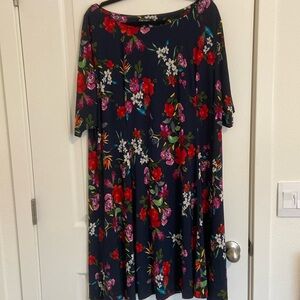 3X Roy & Ali short sleeve multi colored knee length dress